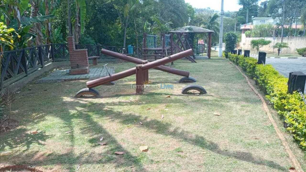 Casa para aluguel de temporada em Mairiporã (Lago do Imperador)
