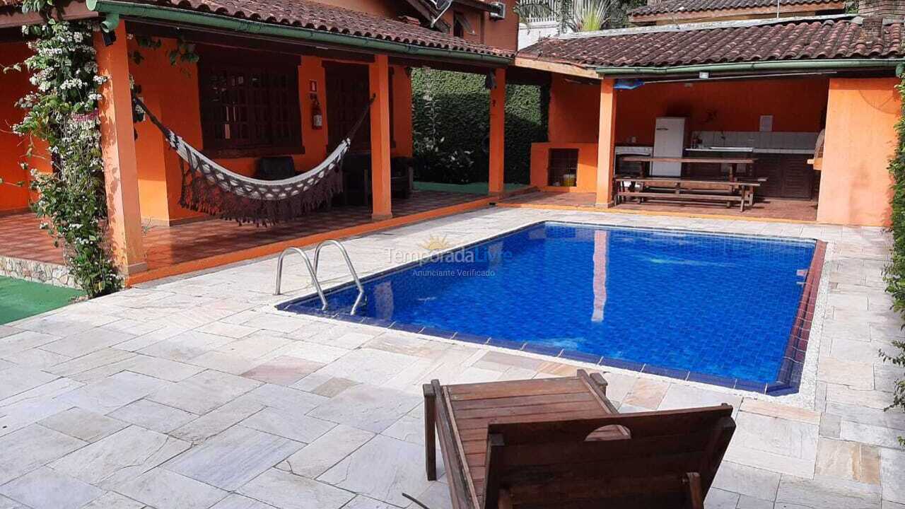 Casa para aluguel de temporada em São Sebastião (Maresias)