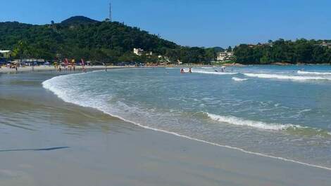 Praia do tenório.praia proxima