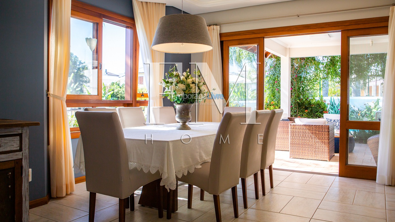 Casa para aluguel de temporada em Florianopolis (Jurerê Internacional)