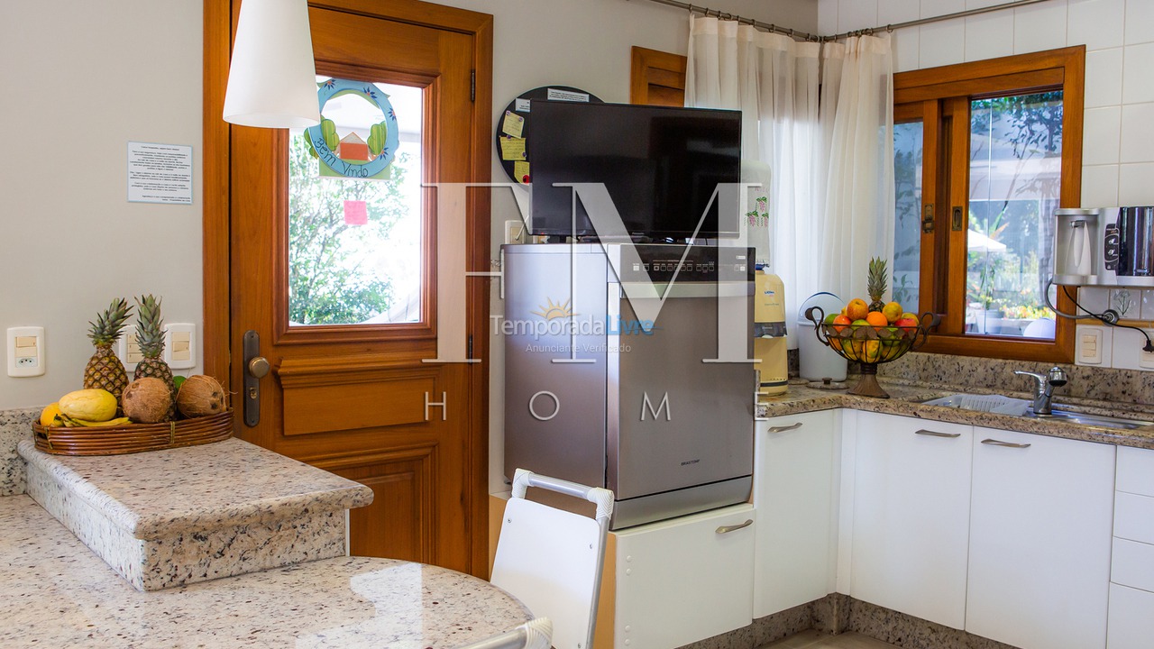 Casa para aluguel de temporada em Florianopolis (Jurerê Internacional)