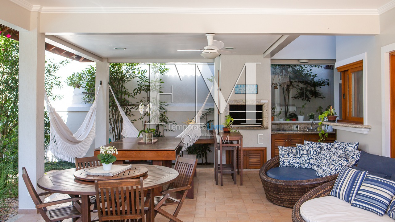 Casa para aluguel de temporada em Florianopolis (Jurerê Internacional)