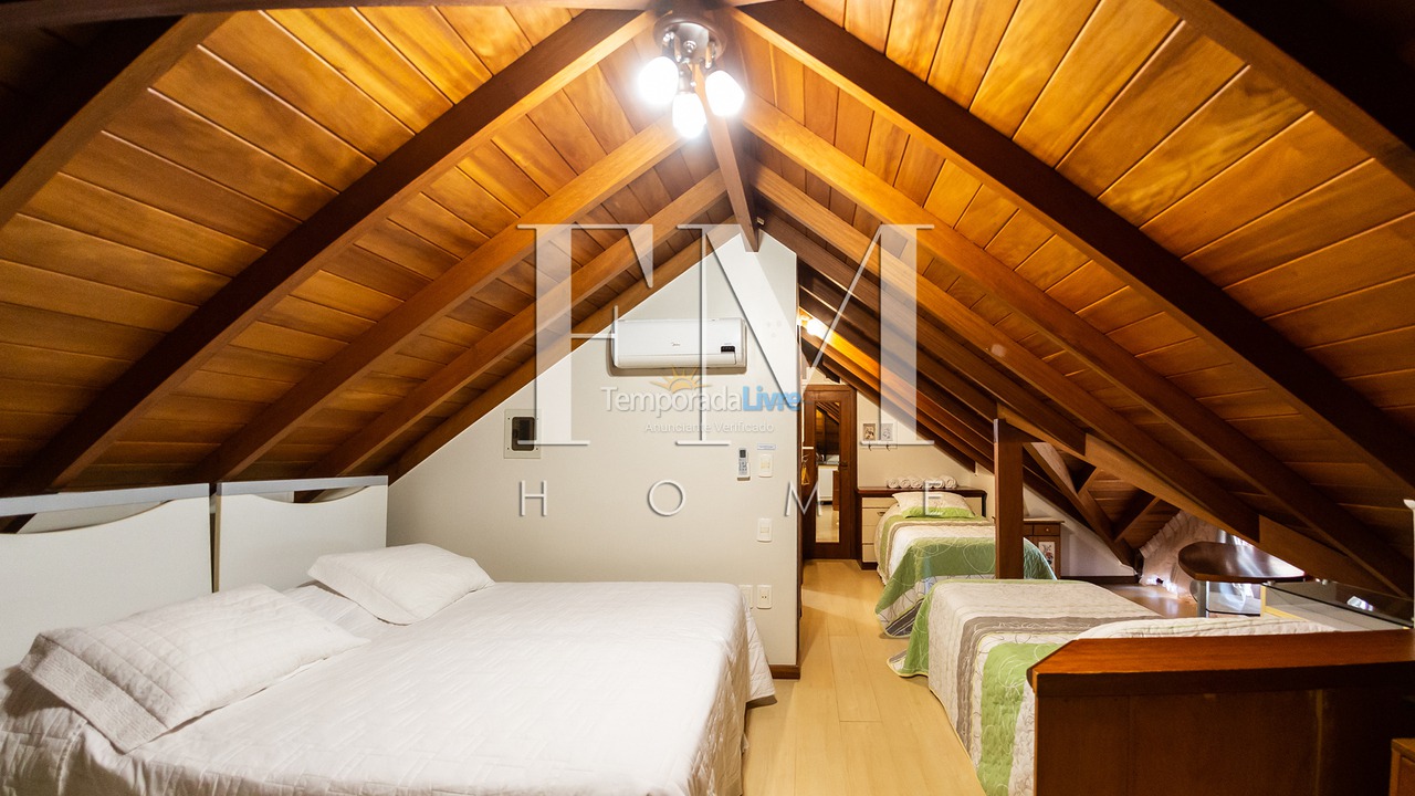 Casa para aluguel de temporada em Florianopolis (Jurerê Internacional)