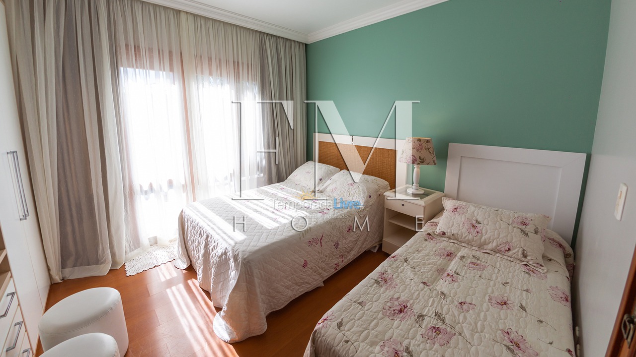 Casa para aluguel de temporada em Florianopolis (Jurerê Internacional)