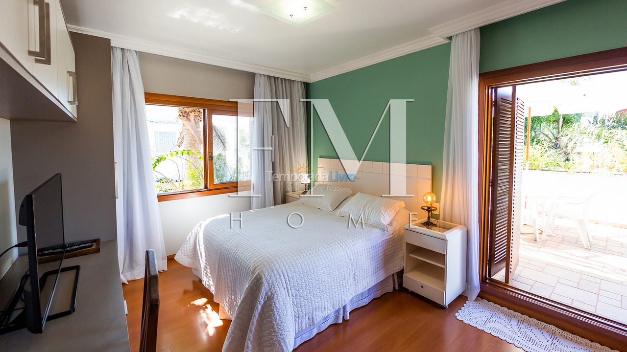 Casa para aluguel de temporada em Florianopolis (Jurerê Internacional)