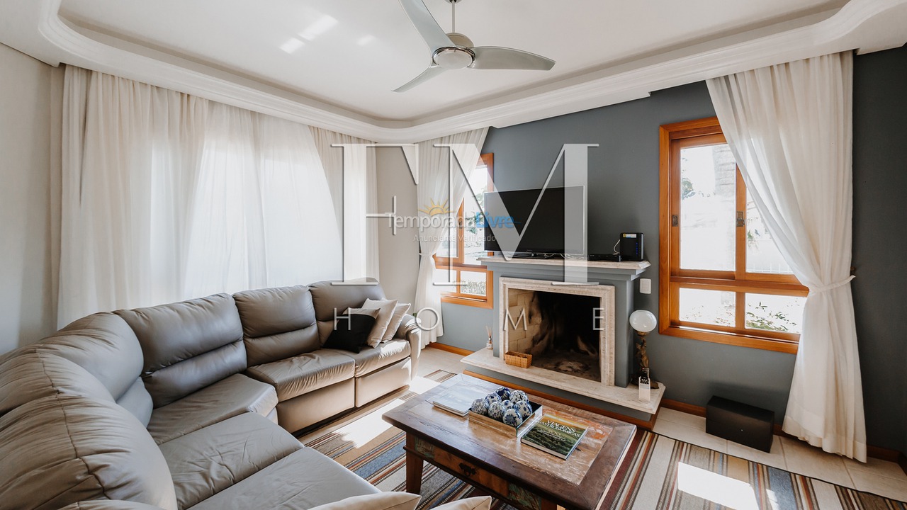 Casa para aluguel de temporada em Florianopolis (Jurerê Internacional)