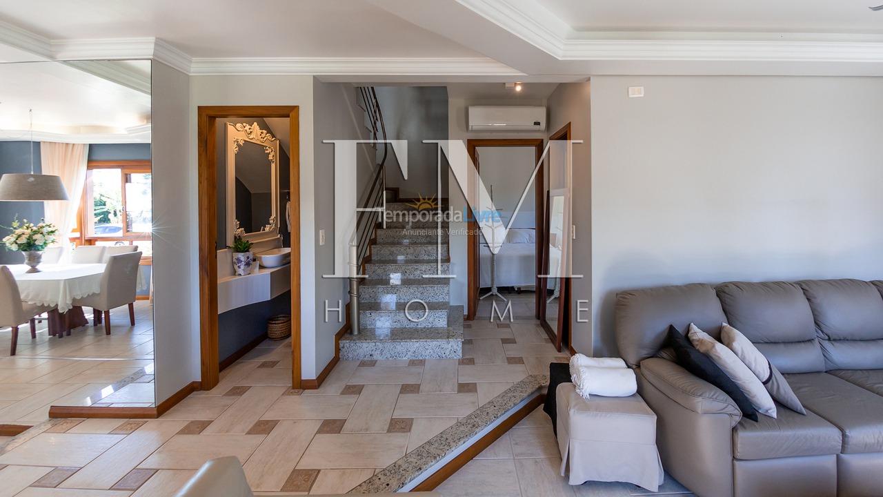 Casa para aluguel de temporada em Florianopolis (Jurerê Internacional)