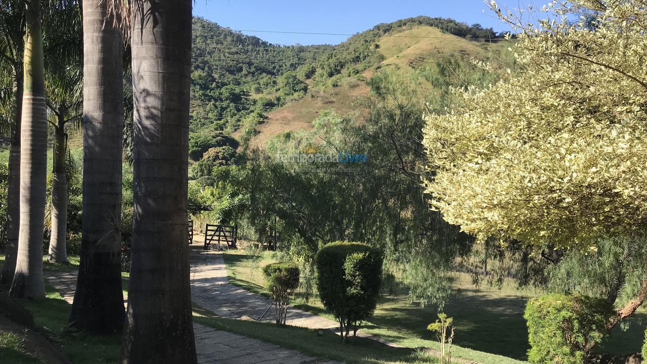 Chácara / sítio para aluguel de temporada em Santana do Paraíso (Boa Vista)