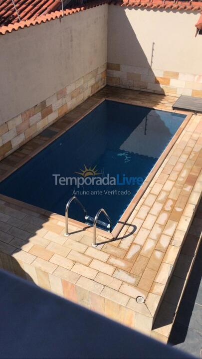 Casa para aluguel de temporada em Itanhaém (Balneário Gaivotas)