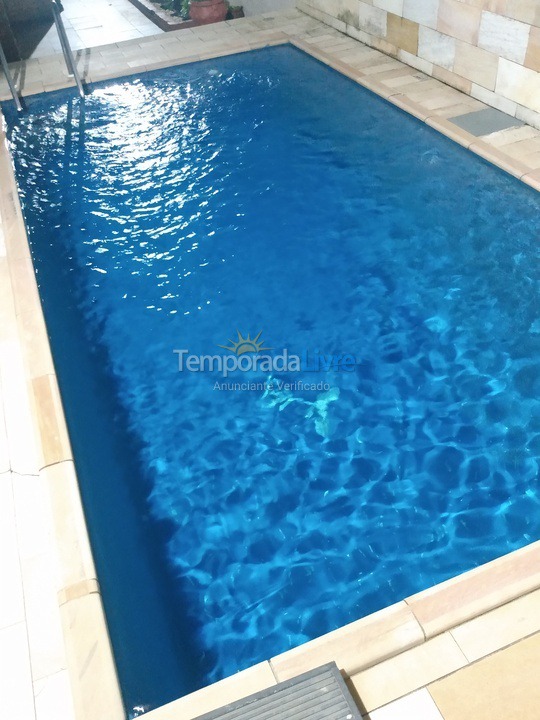 Casa para aluguel de temporada em Itanhaém (Balneário Gaivotas)