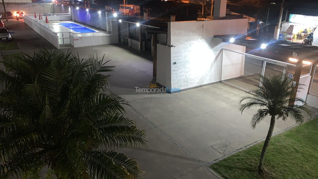 Apartamento para aluguel de temporada em Ubatuba (Ipiranguinha)