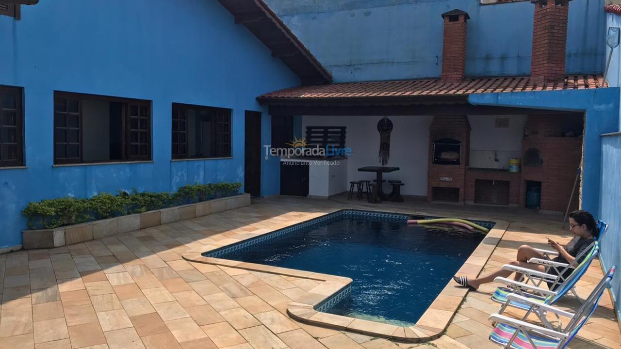 Casa para alquiler de vacaciones em Itanhaém (Jardim Grandesp Vizinho Ao Cibratel)