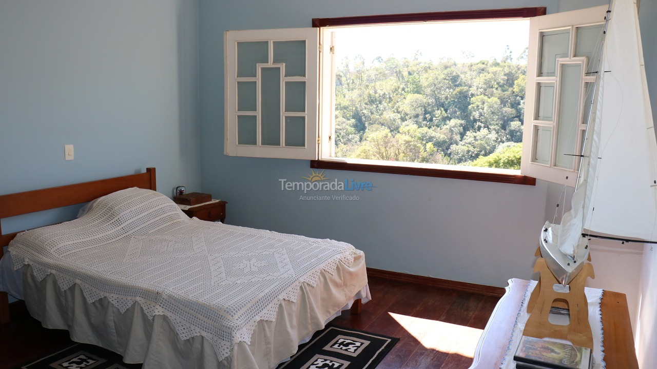 Casa para aluguel de temporada em Mairinque (Condomínio Vale do Sol)