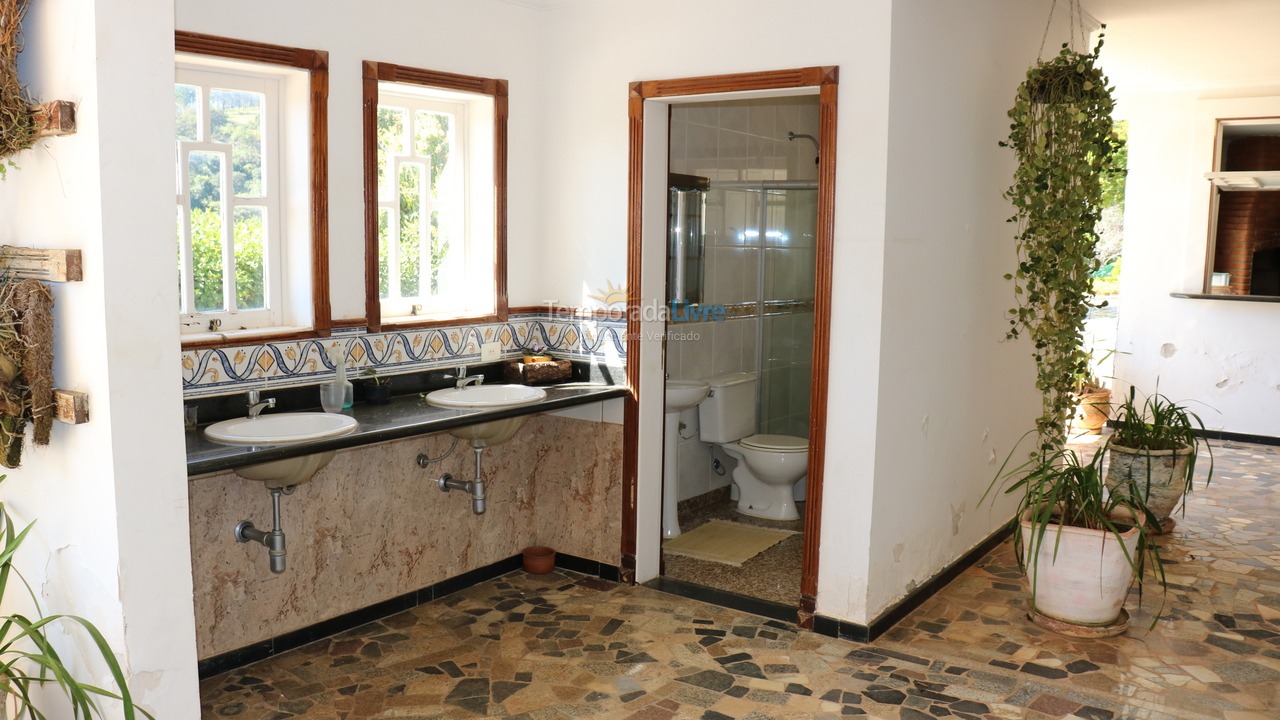 Casa para aluguel de temporada em Mairinque (Condomínio Vale do Sol)