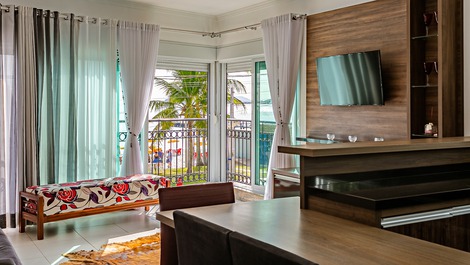 EXCELLENT Apartment facing the sea.