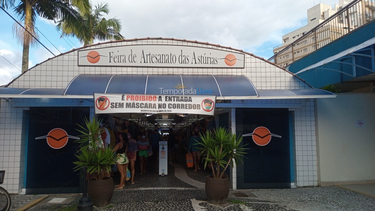 Apartamento para aluguel de temporada em Guarujá (Astúrias)