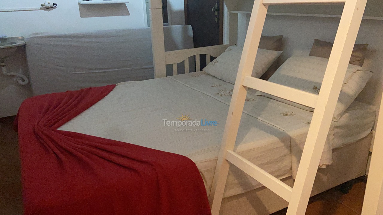 Casa para aluguel de temporada em Bertioga (Praia de Guaratuba)