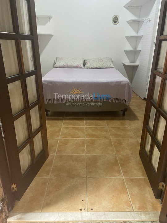 Casa para aluguel de temporada em Bertioga (Praia de Guaratuba)