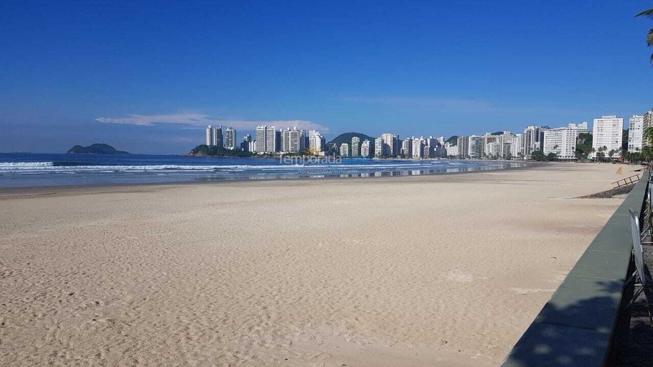 Apartamento para aluguel de temporada em Guarujá (Pitangueiras)