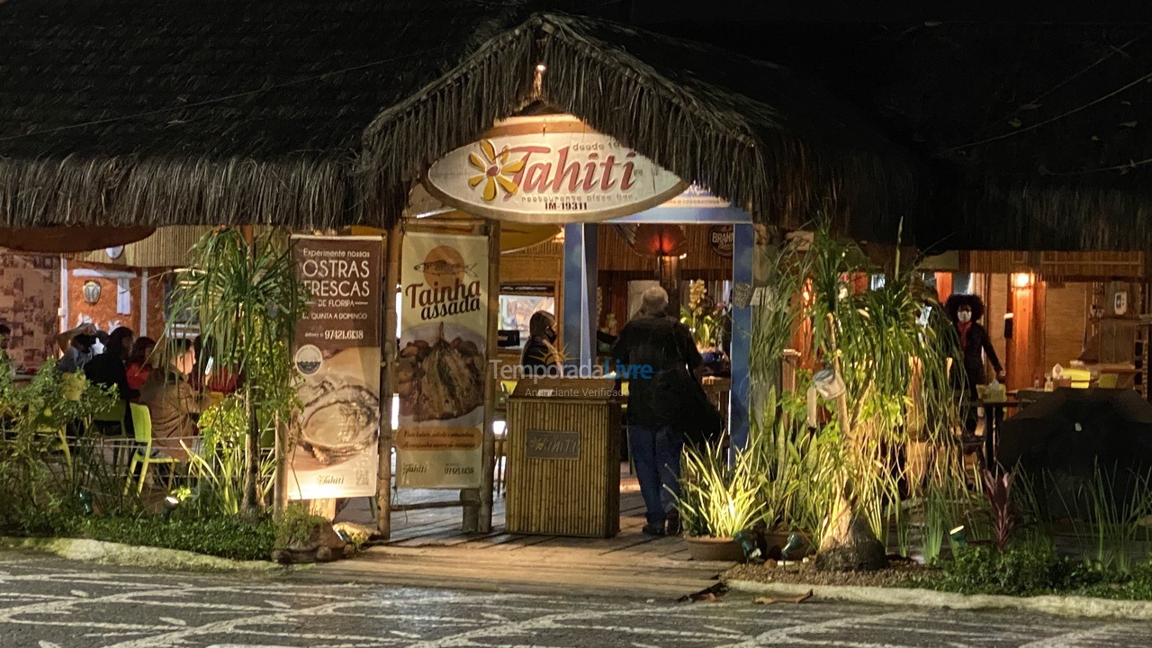 Apartment for vacation rental in Guarujá (Pitangueiras)