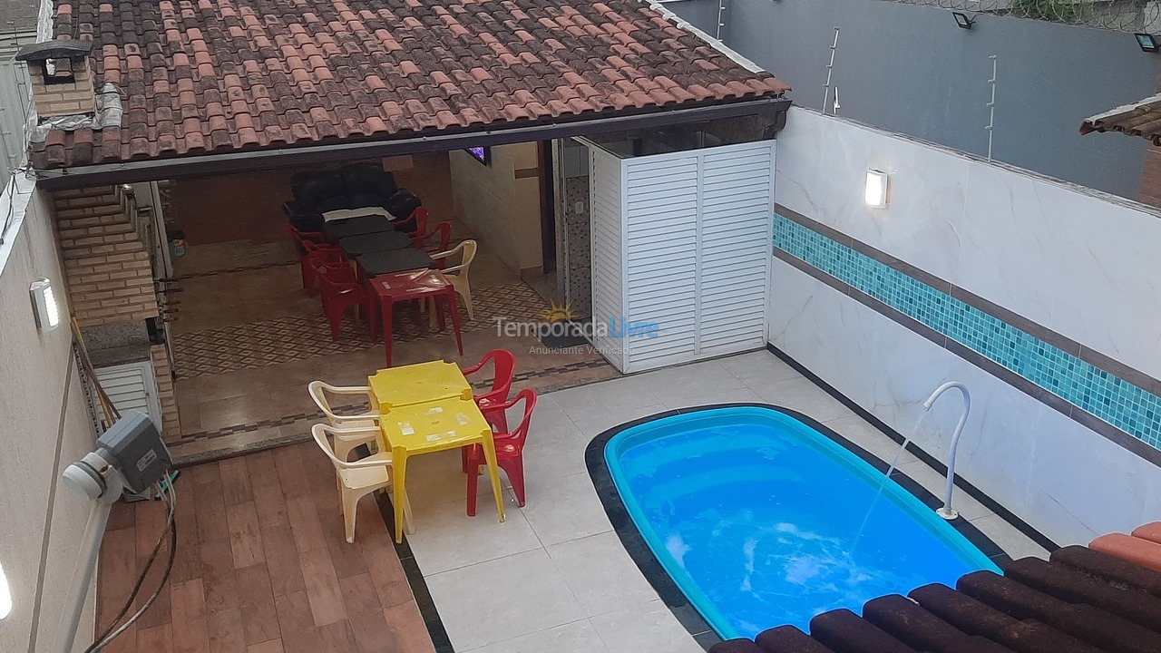 Casa para aluguel de temporada em Guarapari (Praia do Morro)