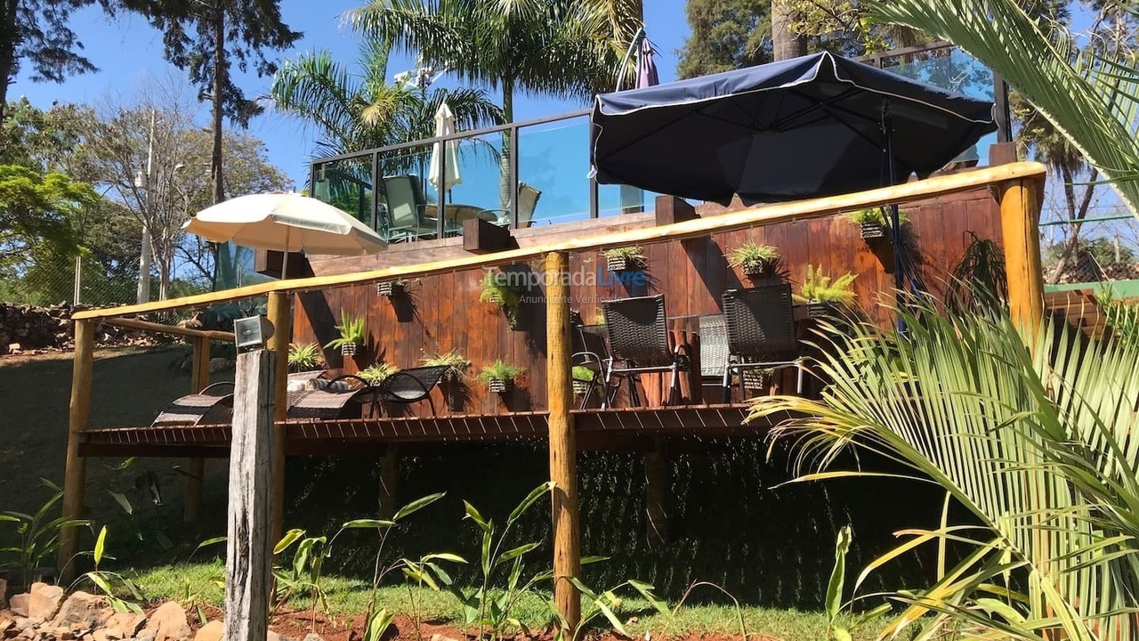 Chácara / sítio para aluguel de temporada em Mateus Leme (Terra Fértil)