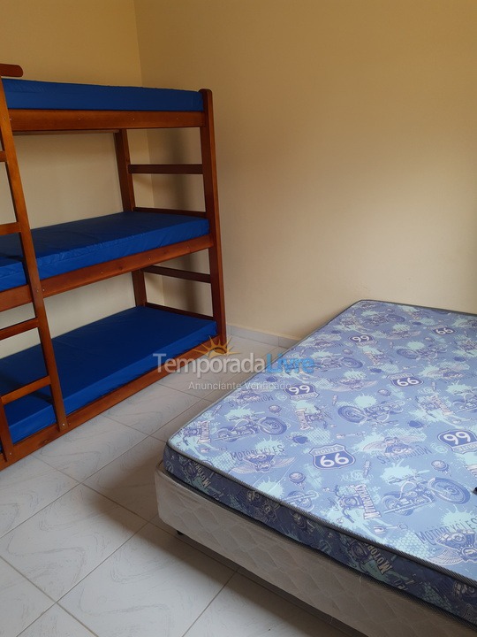 Casa para aluguel de temporada em Mongaguá (Florida Mirim)