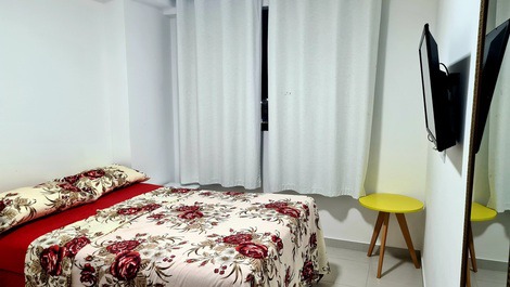 Quarto com cama de casal (suíte)