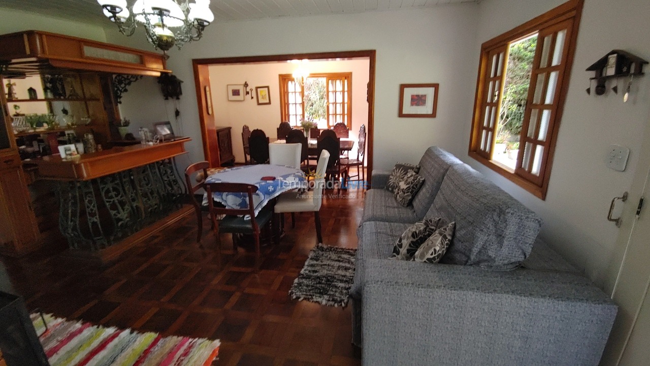 House for vacation rental in Campos do Jordão (Capivari)