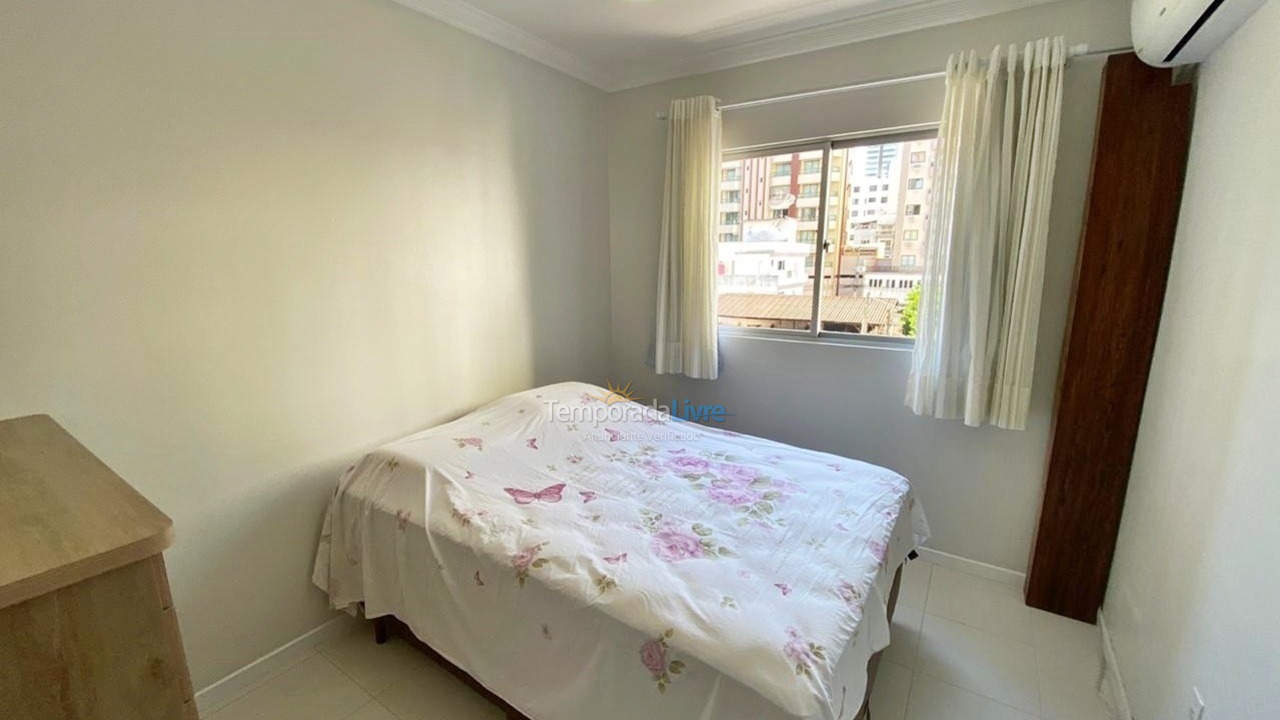Apartamento para aluguel de temporada em Balneário Camboriú (Centro)