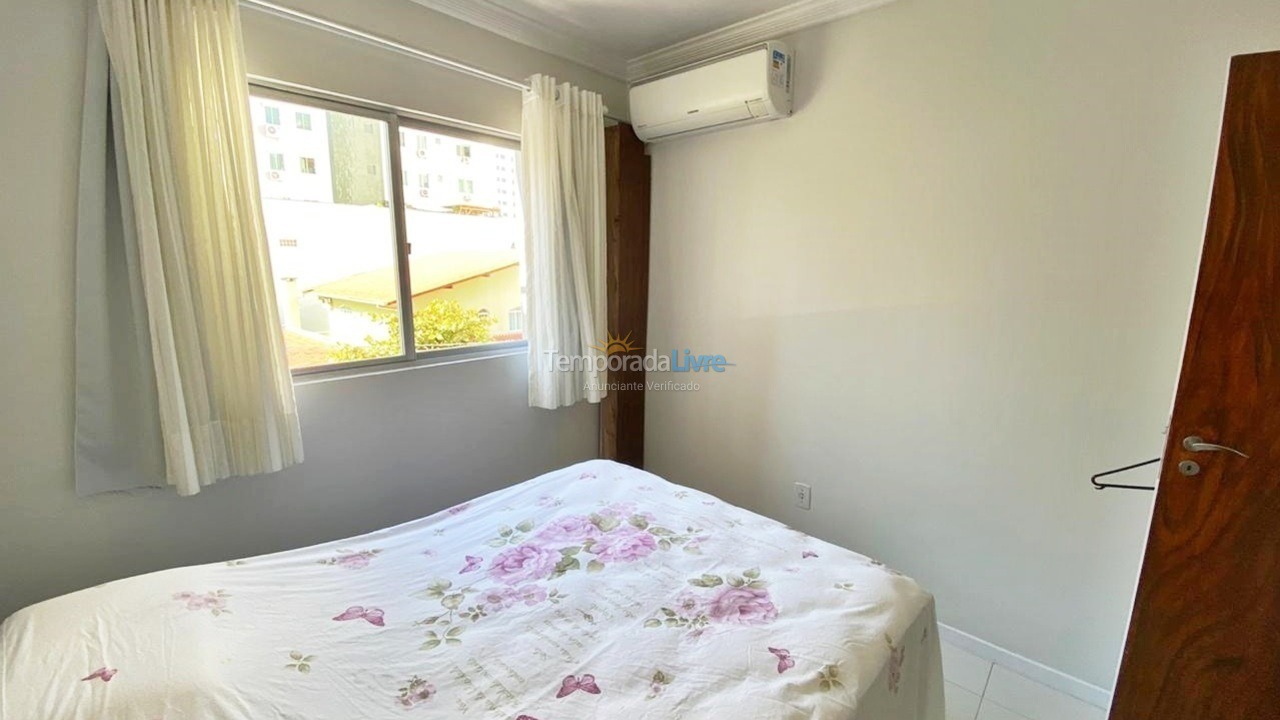 Apartamento para aluguel de temporada em Balneário Camboriú (Centro)