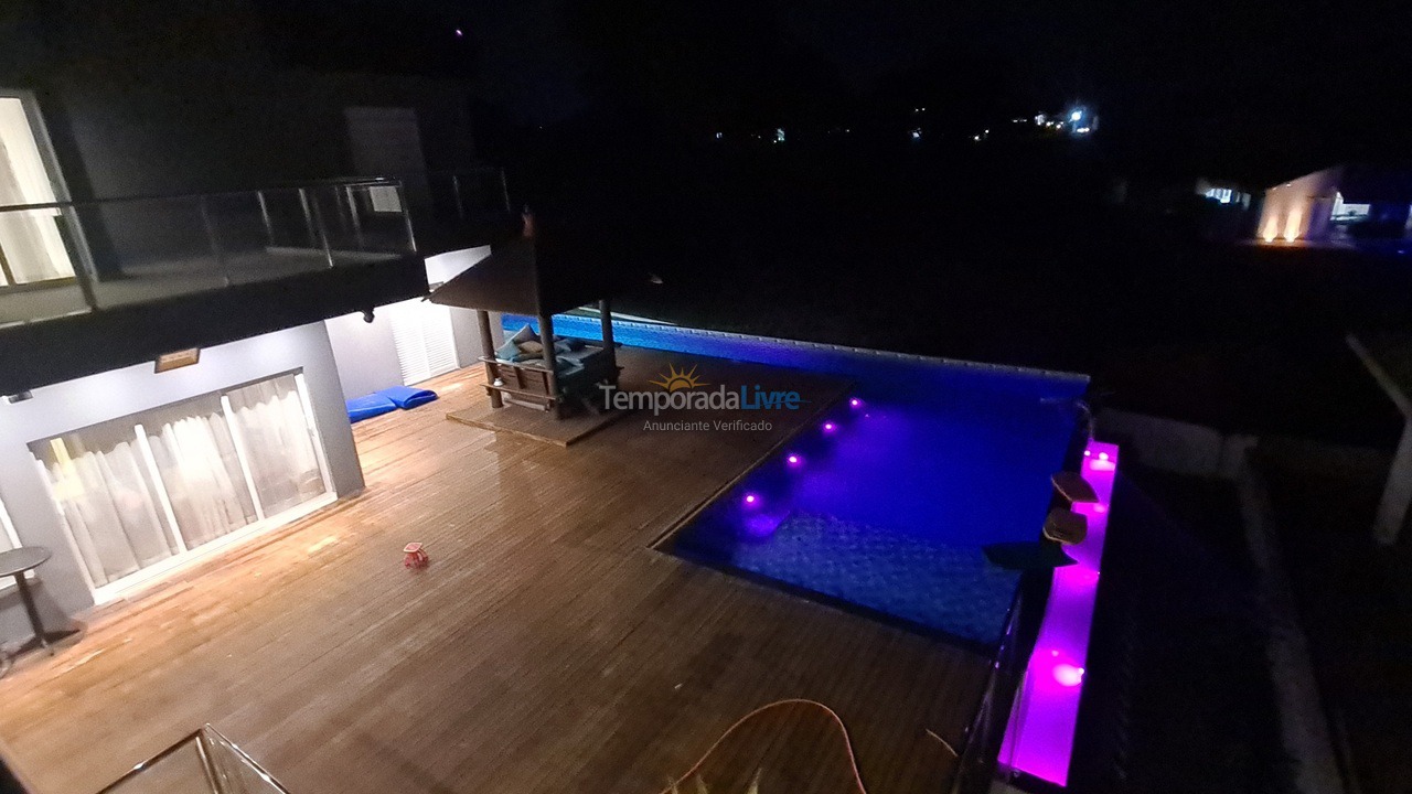 Casa para aluguel de temporada em Paranapanema (Riviera de Santa Cristina Xiii)