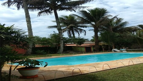 Ubatuba 80 meters from the sea, with 4 bedrooms and swimming pool