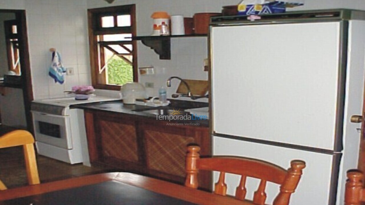 Casa para alquiler de vacaciones em Ubatuba (Enseada)