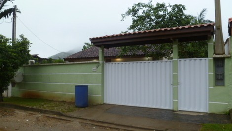 Cómoda casa 3 dormitorios 3 baños playa ensenada Ubatuba cod 152