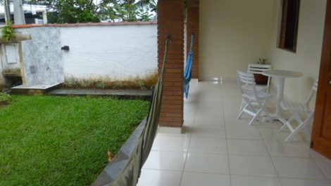 Cómoda casa 3 dormitorios 3 baños playa ensenada Ubatuba cod 152