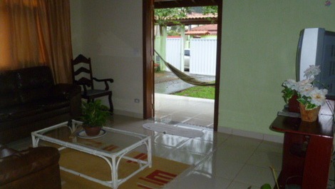 Cómoda casa 3 dormitorios 3 baños playa ensenada Ubatuba cod 152