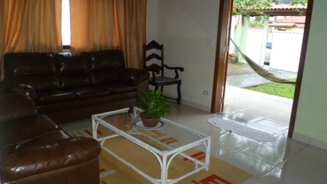 Cómoda casa 3 dormitorios 3 baños playa ensenada Ubatuba cod 152