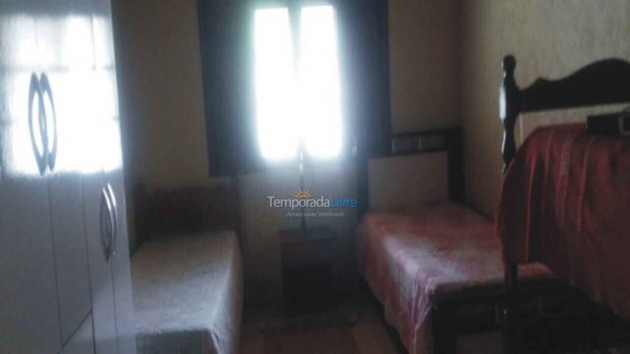 Casa para alquiler de vacaciones em Ubatuba (Enseada)