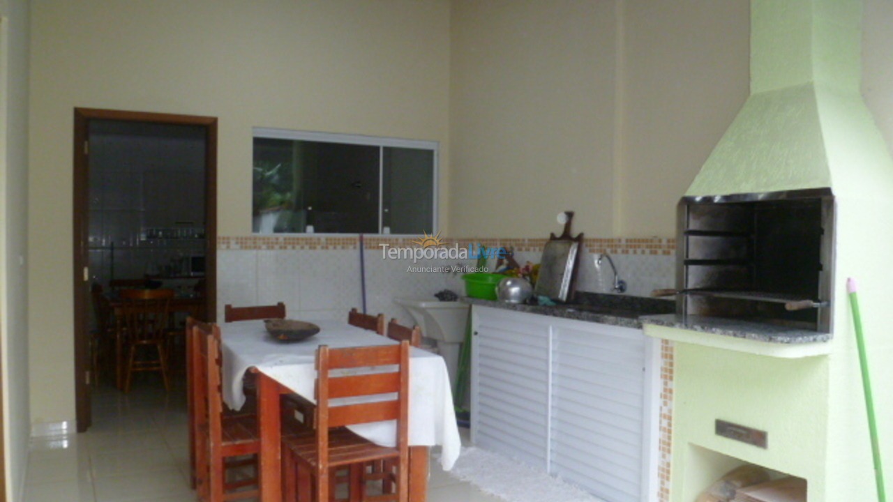 Casa para alquiler de vacaciones em Ubatuba (Enseada)