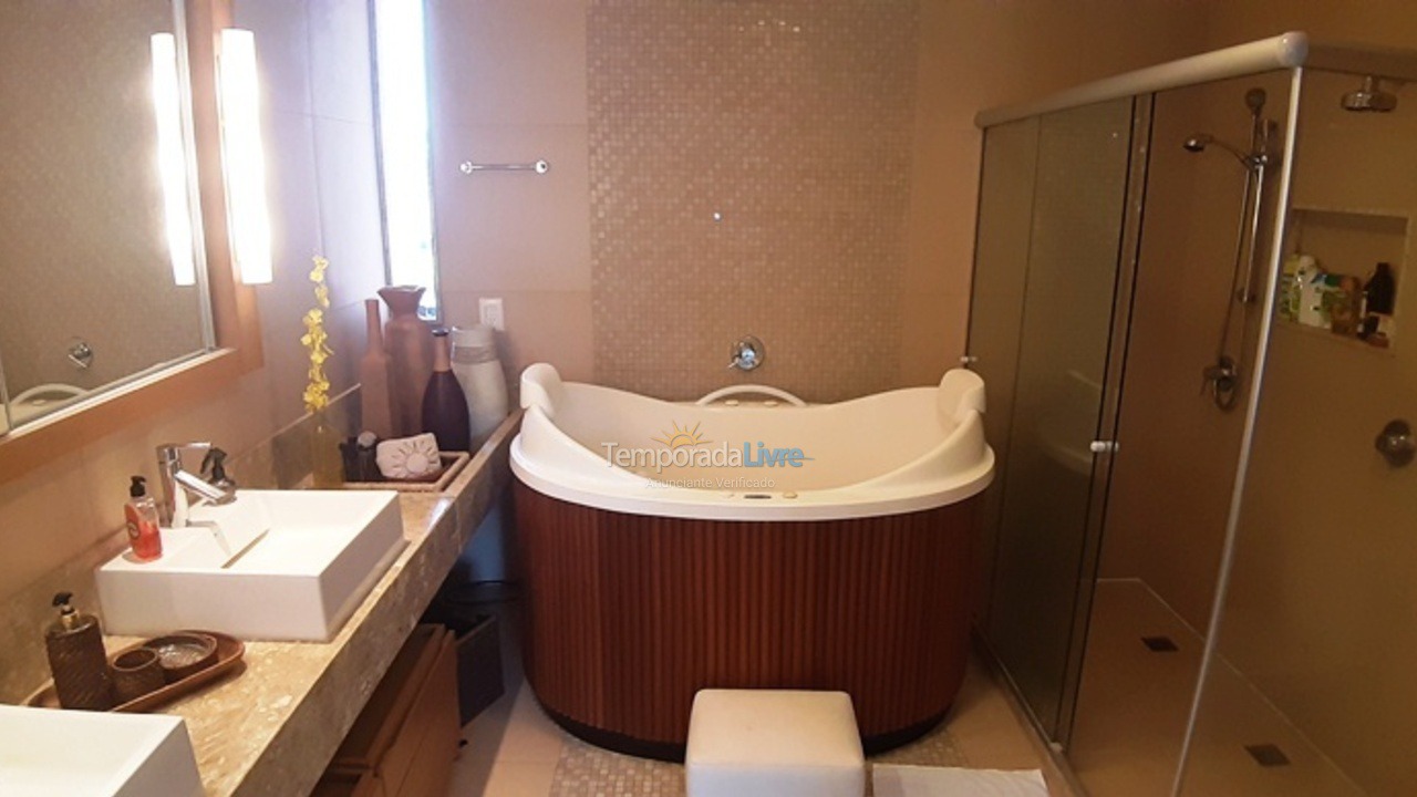 House for vacation rental in Camaçari (Praia de Guarajuba)