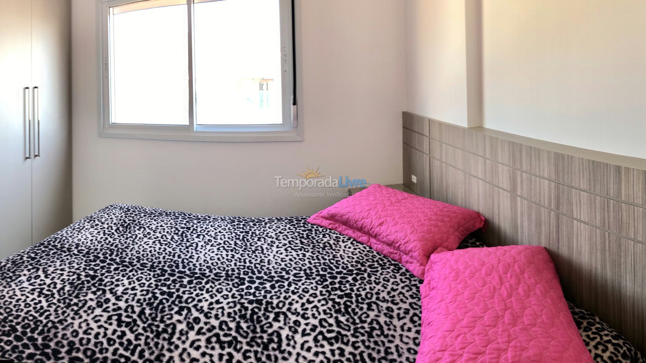 Apartamento para alquiler de vacaciones em Governador Celso Ramos (Praia de Palmas)