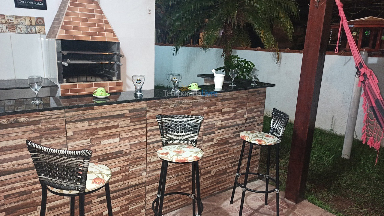 Casa para alquiler de vacaciones em Caraguatatuba (Massaguaçu)