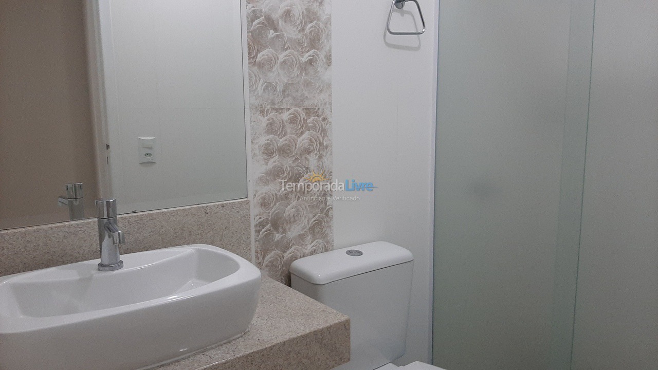 Apartamento para aluguel de temporada em Balneário Camboriú (Praia Central)