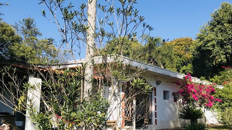 Sitio con piscina en Atibaia-SP