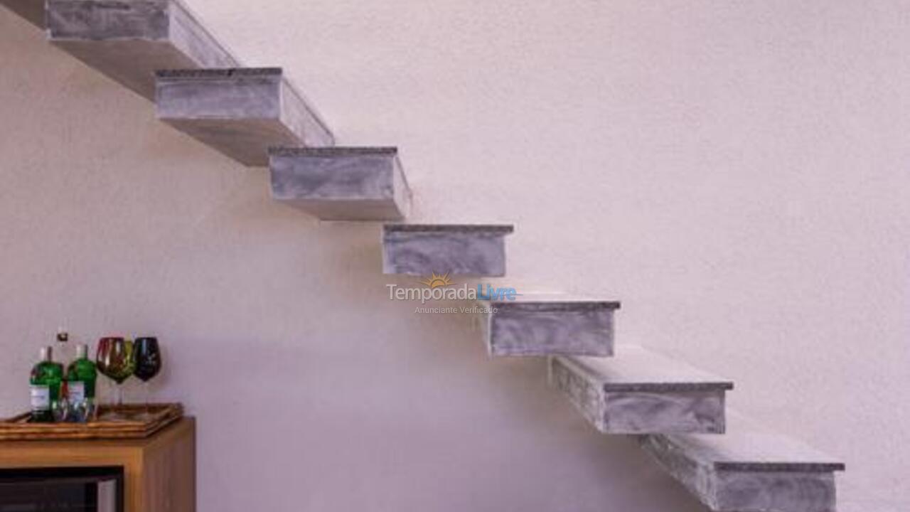 Casa para aluguel de temporada em São Sebastião (Maresias)