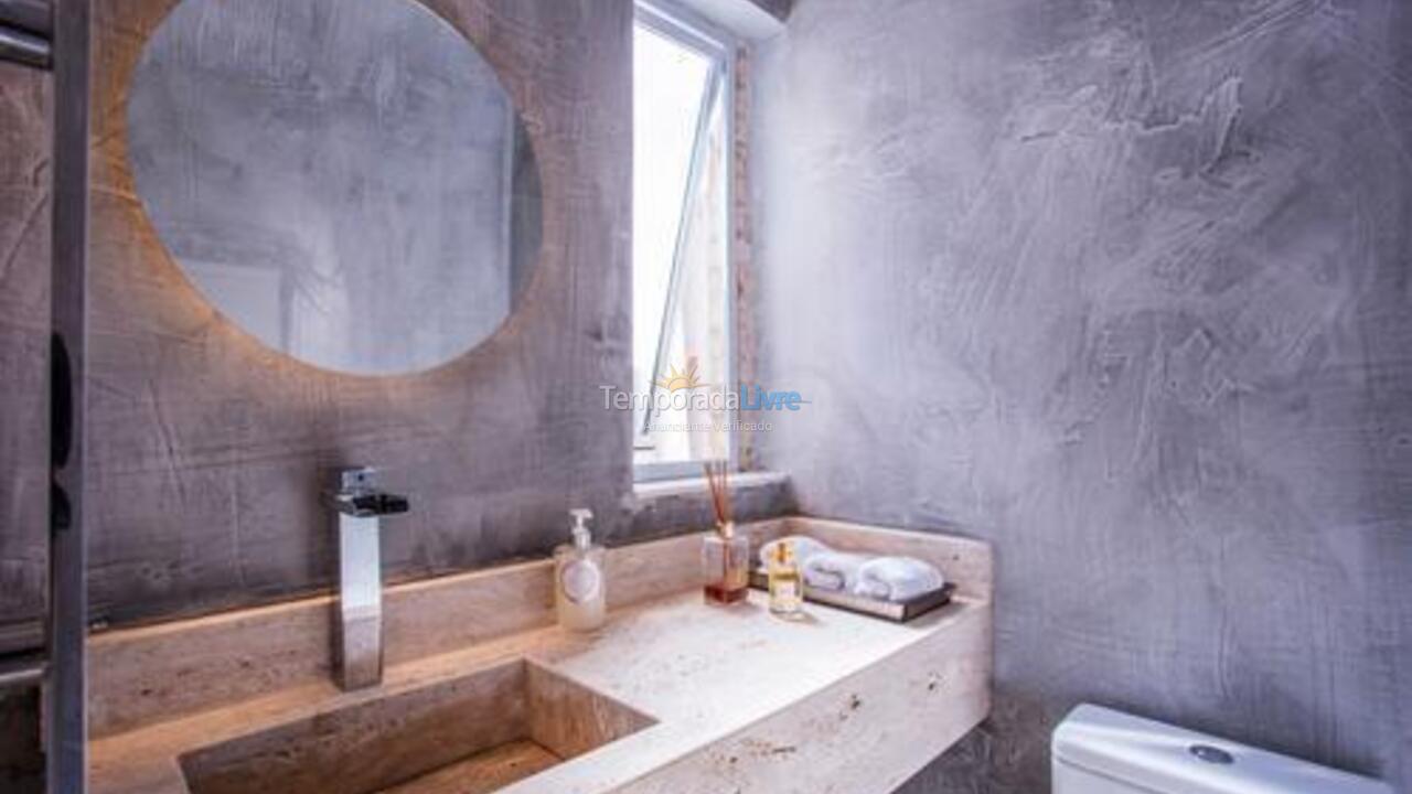 Casa para aluguel de temporada em São Sebastião (Maresias)