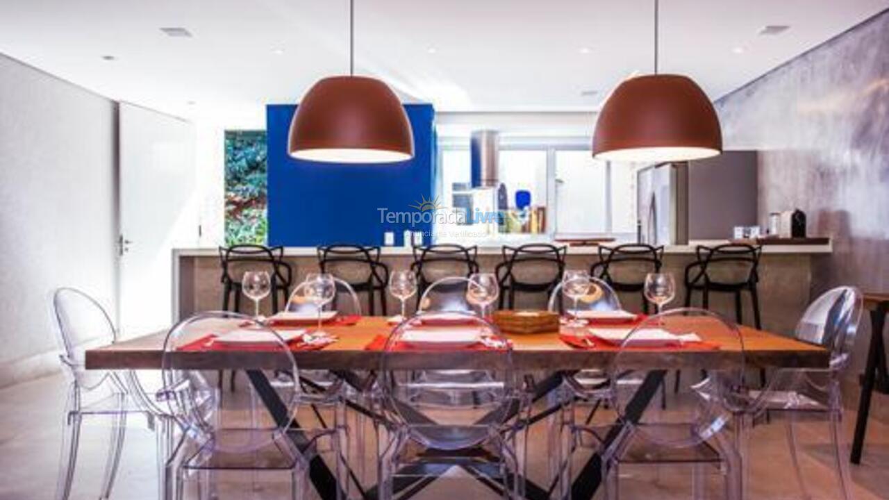 Casa para aluguel de temporada em São Sebastião (Maresias)