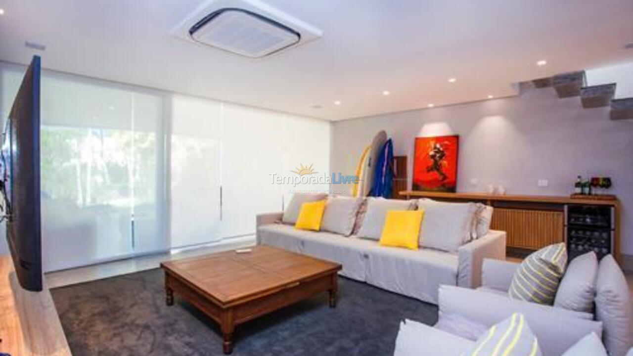 Casa para aluguel de temporada em São Sebastião (Maresias)