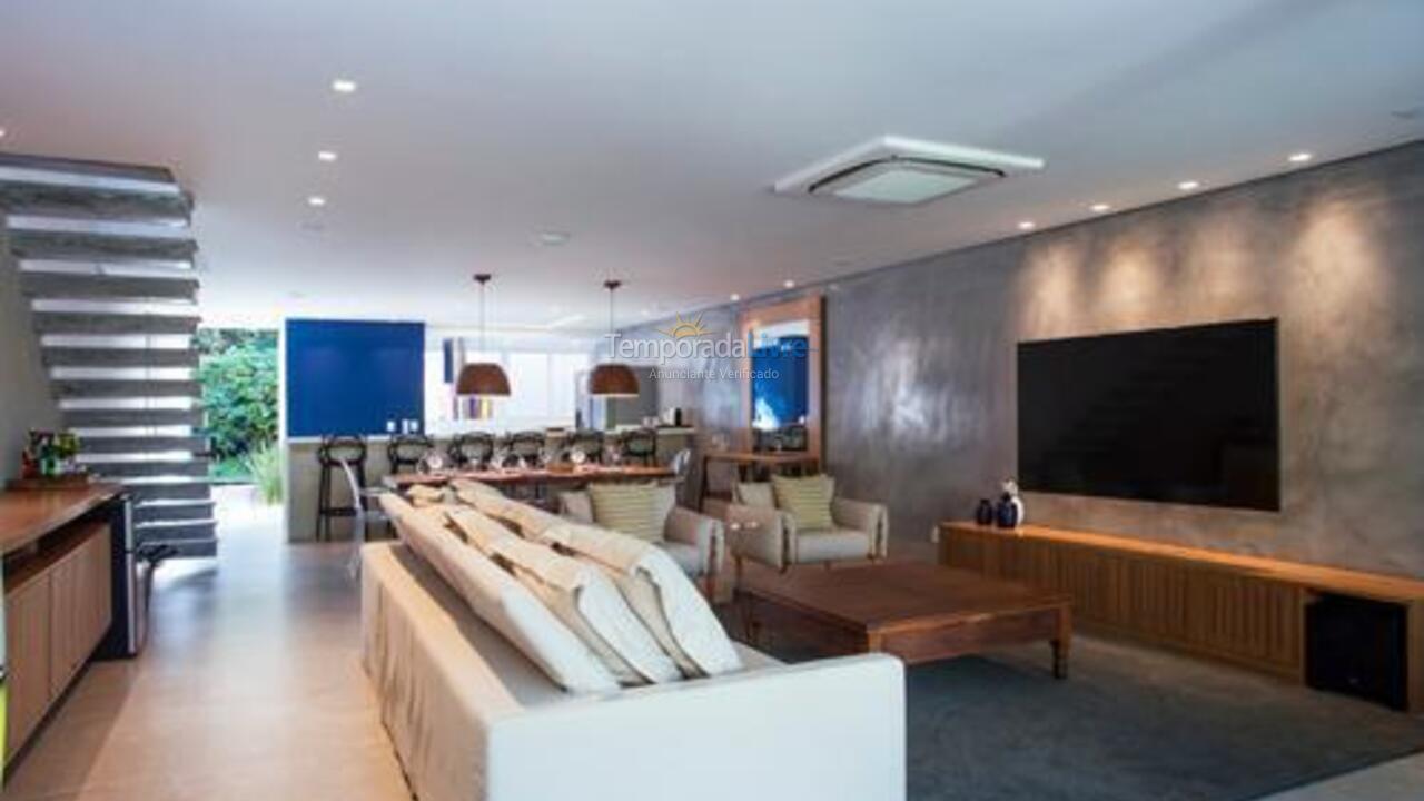 Casa para aluguel de temporada em São Sebastião (Maresias)